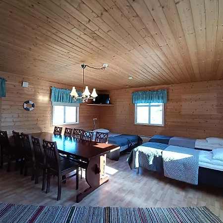 Saaristotila Jackois * Inio