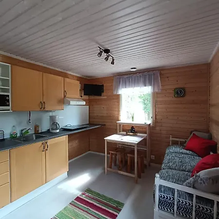 Σαλέ Saaristotila Jackois *